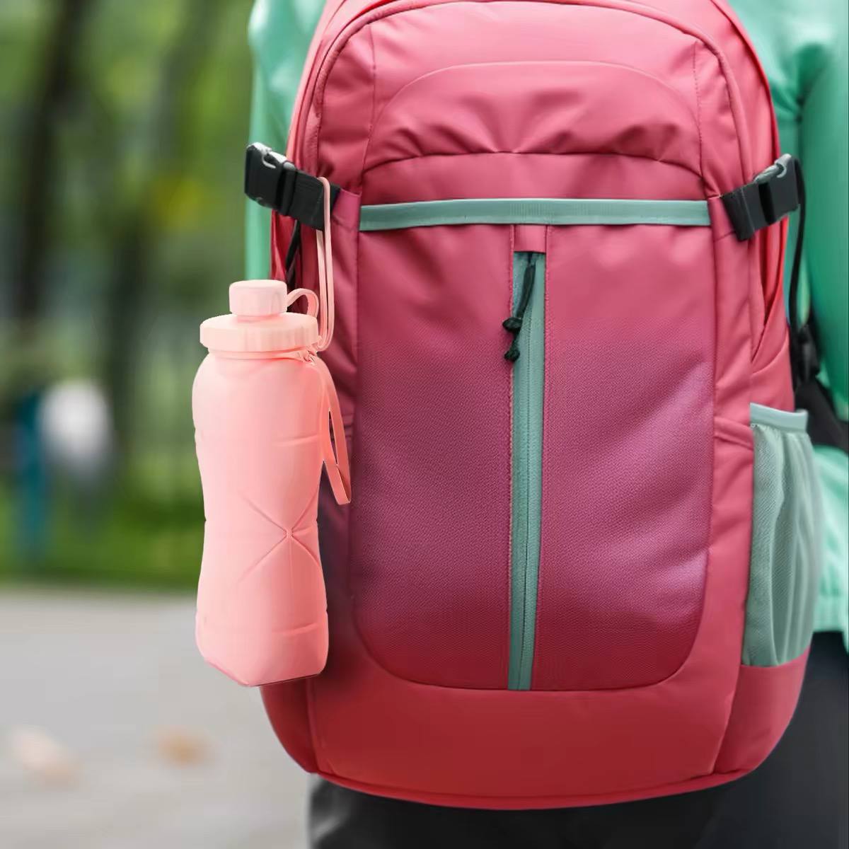 Foldable Silicone Water Bottle – 600ml 5