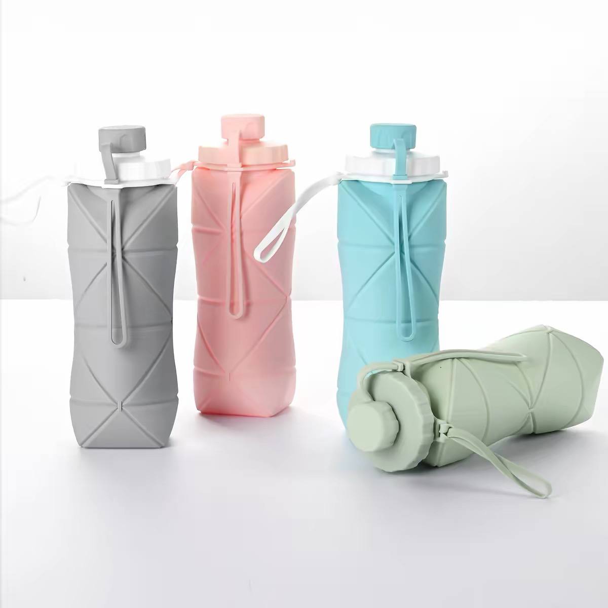 Foldable Silicone Water Bottle – 600ml 8